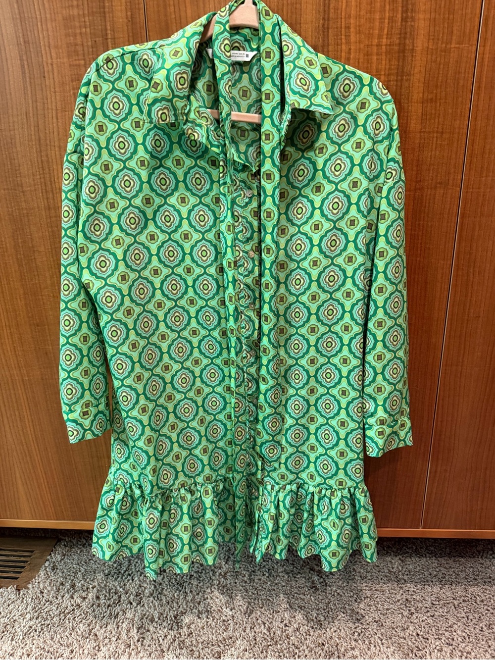 Zara Green Geometric Ruffle-Hem Long Sleeve Collar Dress